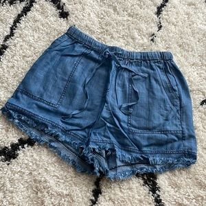 Pink lily draw string shorts new with tags